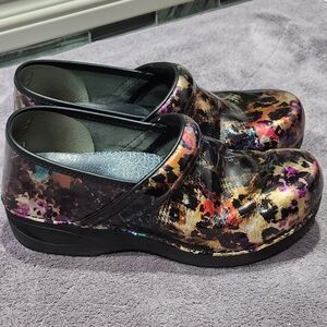 Dansko XP 2.0 Multicolor leather Clog , size 40
